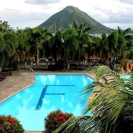 Calinisan Beach Resort Batangas Eksteriør billede